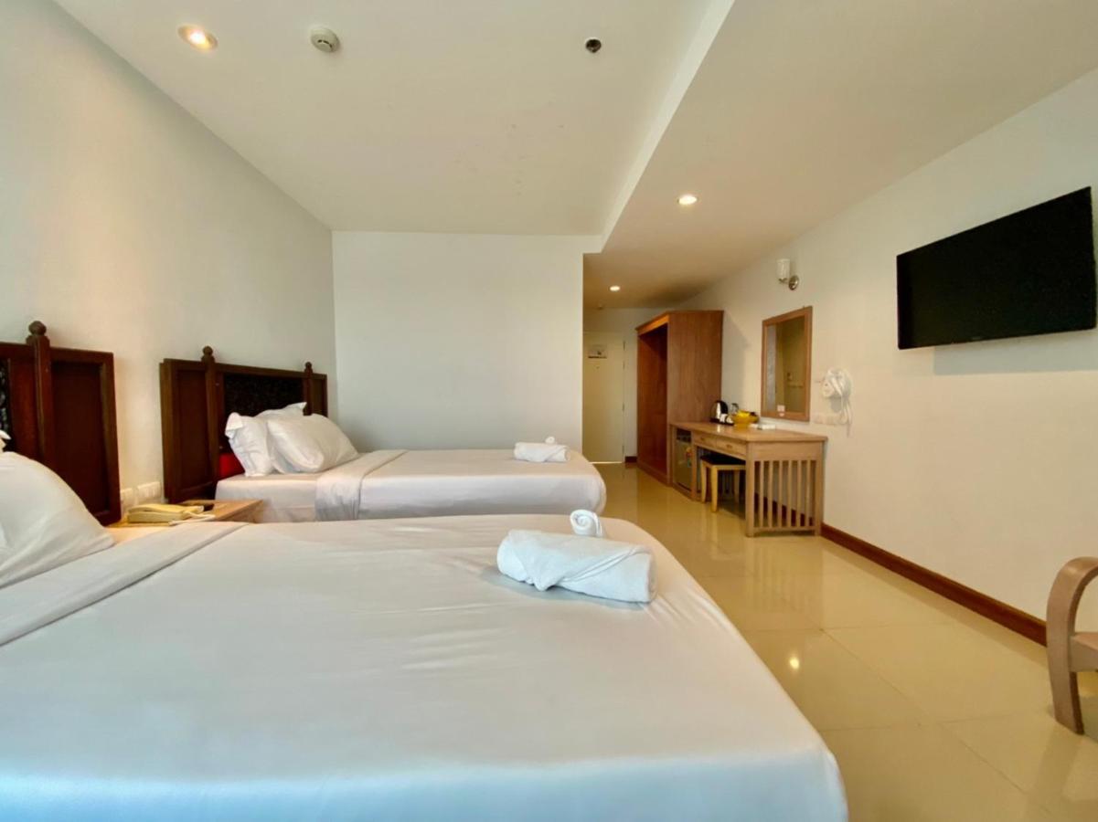 At Ruam Chok Hotel Chiang Mai Eksteriør bilde