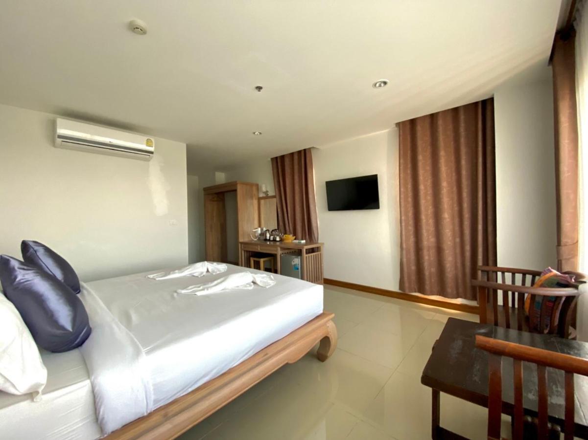 At Ruam Chok Hotel Chiang Mai Eksteriør bilde