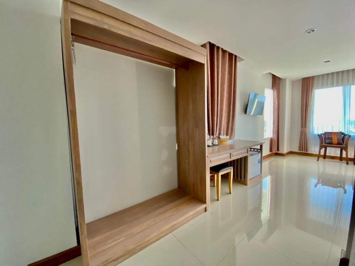 At Ruam Chok Hotel Chiang Mai Eksteriør bilde